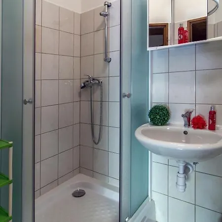Apartment Alpina *